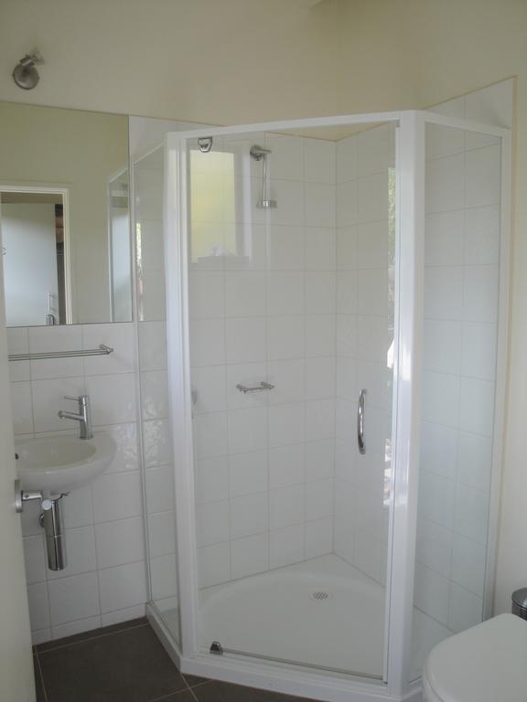 Off Mountain Accommodation Merrijig Room photo